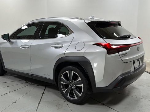 Used 2020 Lexus UX 250h image 7