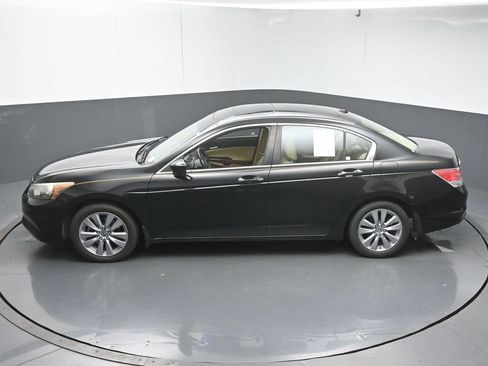 Used 2011 Honda Accord EX-L image 44