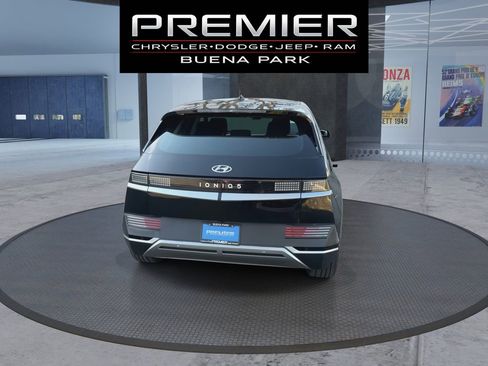 Used 2022 Hyundai Ioniq 5 SE w/ Cargo Package image 7