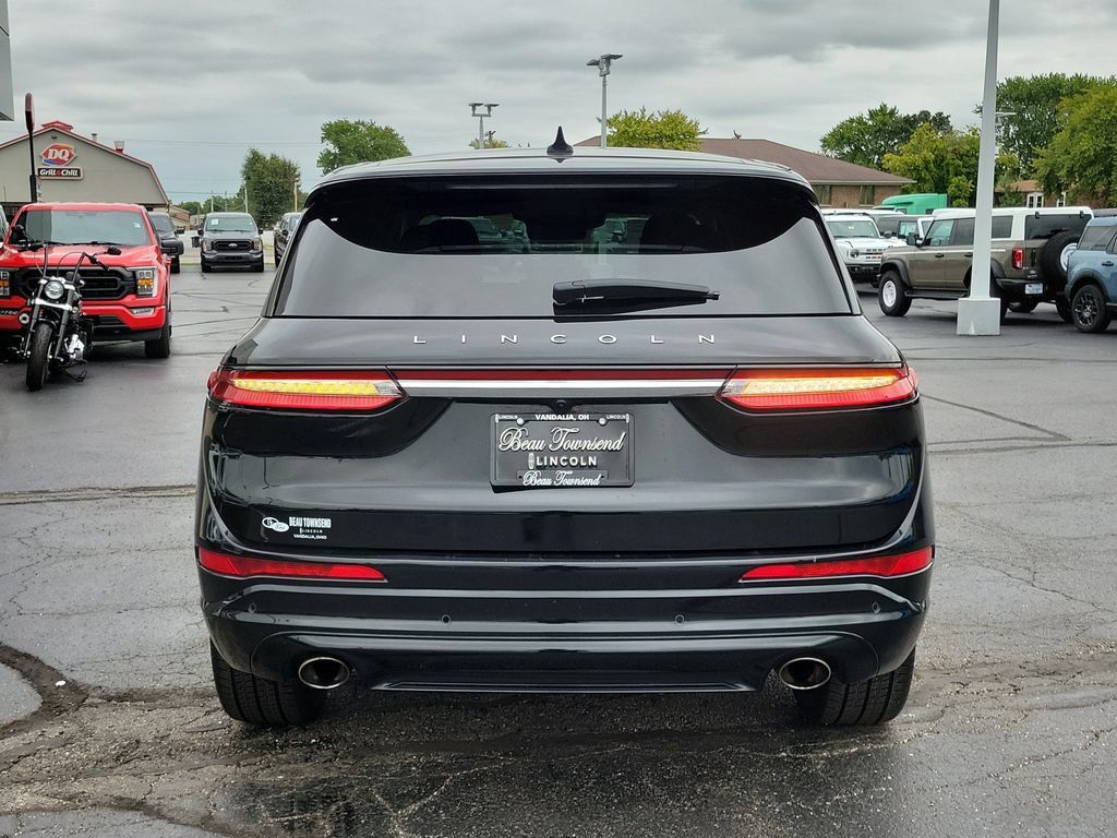 Certified 2023 Lincoln Corsair AWD w/ Equipment Group 102A image 5