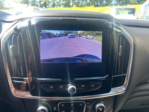 Used 2021 Chevrolet Traverse LT AWD/4WD image 22