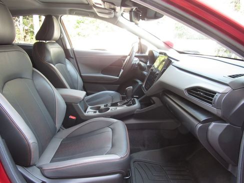 Used 2024 Subaru Crosstrek 2.5i Limited w/ Popular Package #4A AWD/4WD image 18