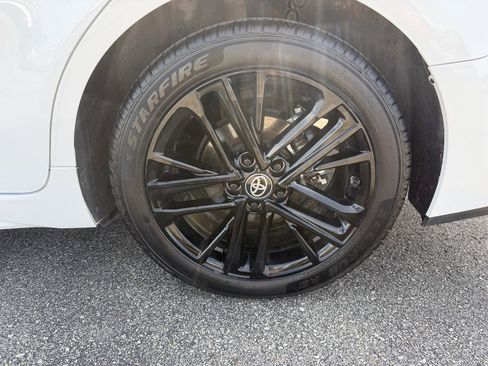 Used 2025 Toyota Camry SE AWD/4WD image 8