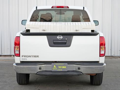 Used 2015 Nissan Frontier S image 36
