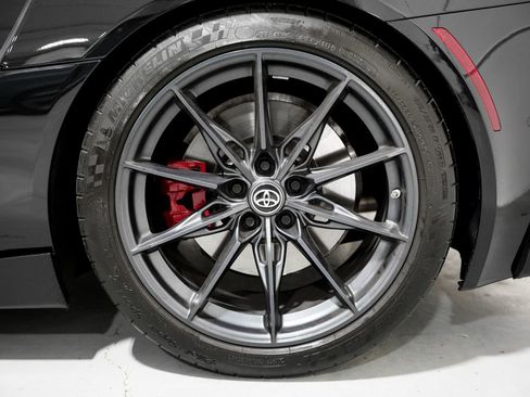 Used 2024 Toyota Supra Premium w/ Driver Assist Package image 32