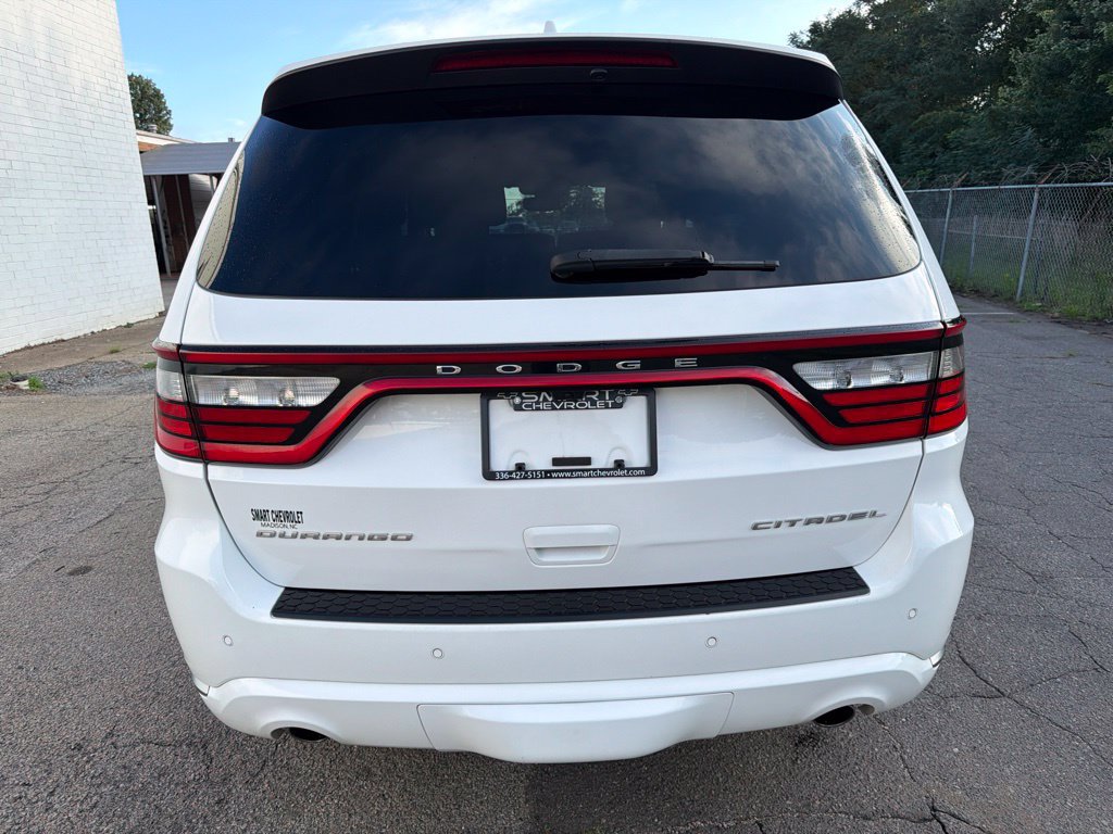 Used 2022 Dodge Durango Citadel RWD image 3