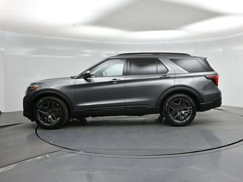 New 2026 Ford Explorer ST-Line w/ ST-Line Street Pack RWD image 28