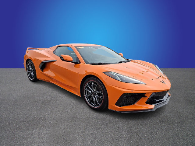 Used 2024 Chevrolet Corvette Stingray Premium Conv w/ Z51 Performance Package RWD image 3
