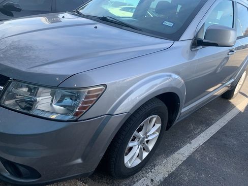 Used 2015 Dodge Journey SXT w/ Flexible Seating Group image 8