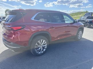 Used 2025 Buick Enclave Preferred AWD/4WD video 3