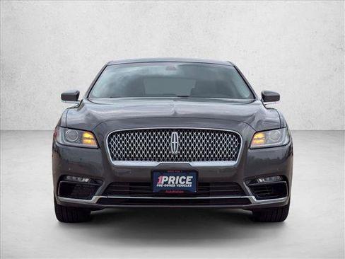Used 2017 Lincoln Continental Reserve FWD image 2