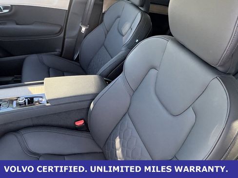Certified 2025 Volvo XC90 B6 Plus image 27
