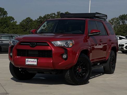 Used 2024 Toyota 4Runner SR5 Premium w/ Moonroof Package AWD/4WD image 2