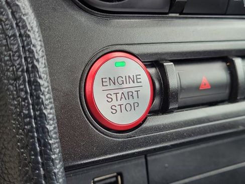 Used 2020 Ford Mustang Coupe RWD image 26