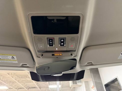 Used 2023 Land Rover Defender 90 S AWD/4WD image 16