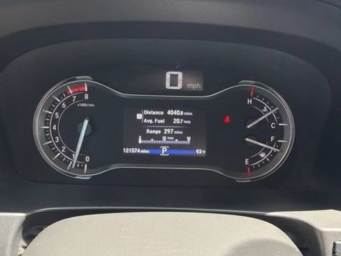 Used 2018 Honda Pilot EX image 7