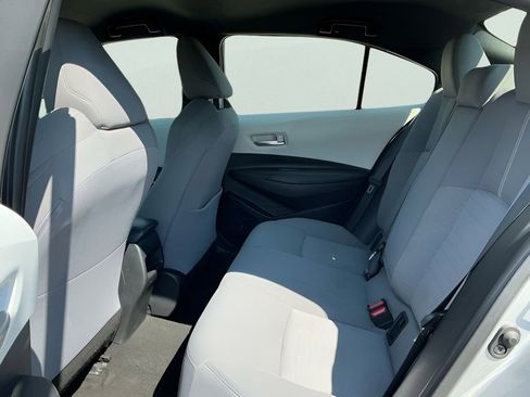 Used 2020 Toyota Corolla SE image 23