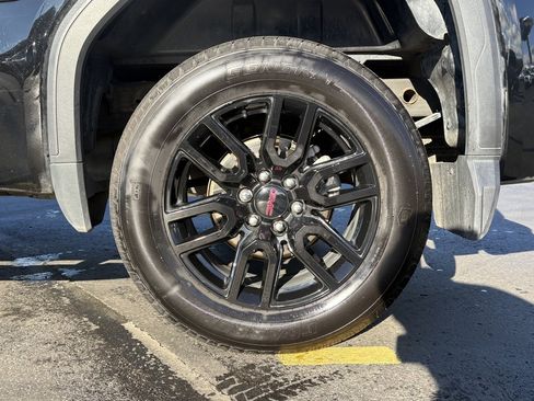 Used 2023 GMC Sierra 1500 Elevation w/ LPO, Elevation Black Package image 14