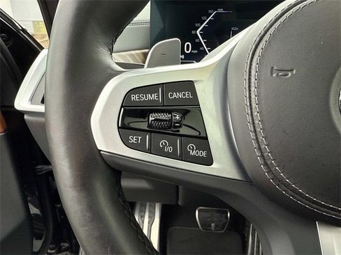 Used 2024 BMW X7 xDrive40i w/ M Sport Package image 26