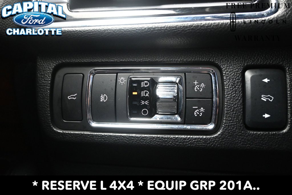Used 2024 Lincoln Navigator L Reserve AWD/4WD image 20