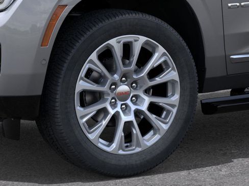 New 2026 GMC Yukon XL Denali w/ Sun & Power Step Package image 9