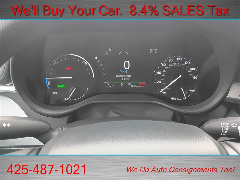 Used 2025 Toyota Sienna LE FWD image 23