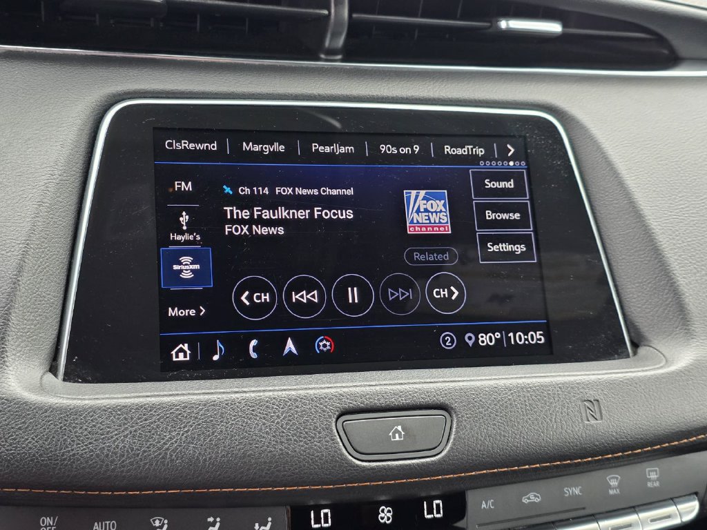 Used 2020 Cadillac XT4 Sport w/ Driver Awareness Package FWD image 21