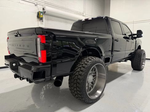 Used 2024 Ford F350 Platinum image 43