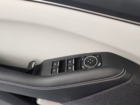 New 2025 Ford Mustang Mach-E Premium image 30