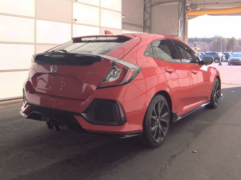 Used 2018 Honda Civic Sport image 7