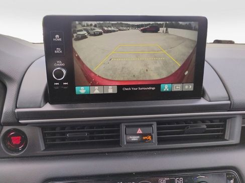 Used 2025 Honda Pilot EX-L image 17