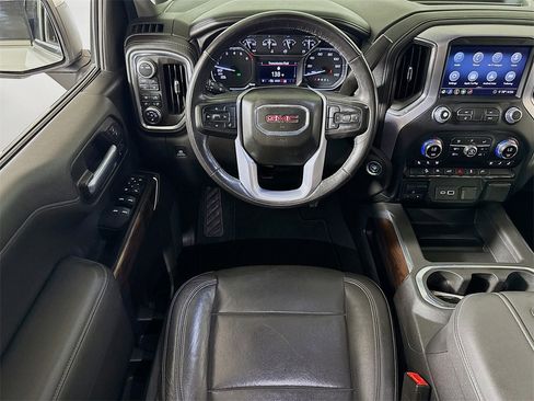 Used 2020 GMC Sierra 1500 SLT image 19