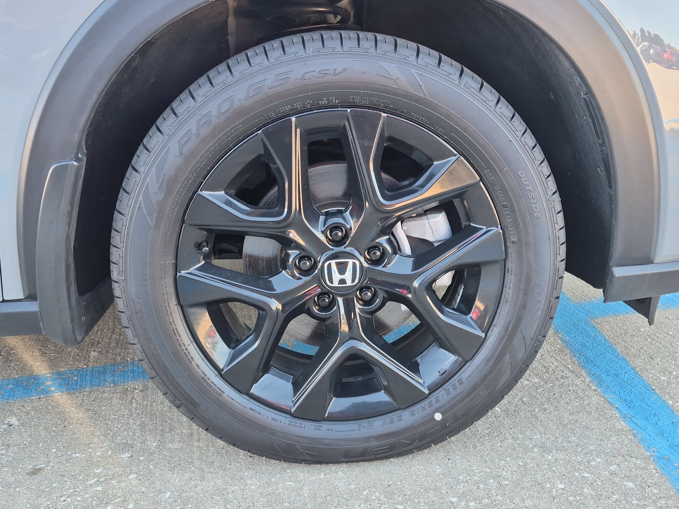 Used 2025 Honda HR-V Sport image 33