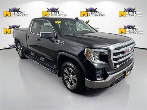 Used 2019 GMC Sierra 1500 SLE image 3