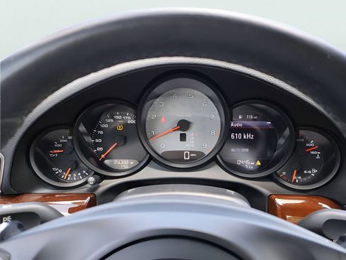 Used 2014 Porsche 911 Carrera S image 23