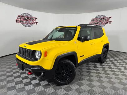 Used 2018 Jeep Renegade Trailhawk w/ UConnect 8.4 Nav Group