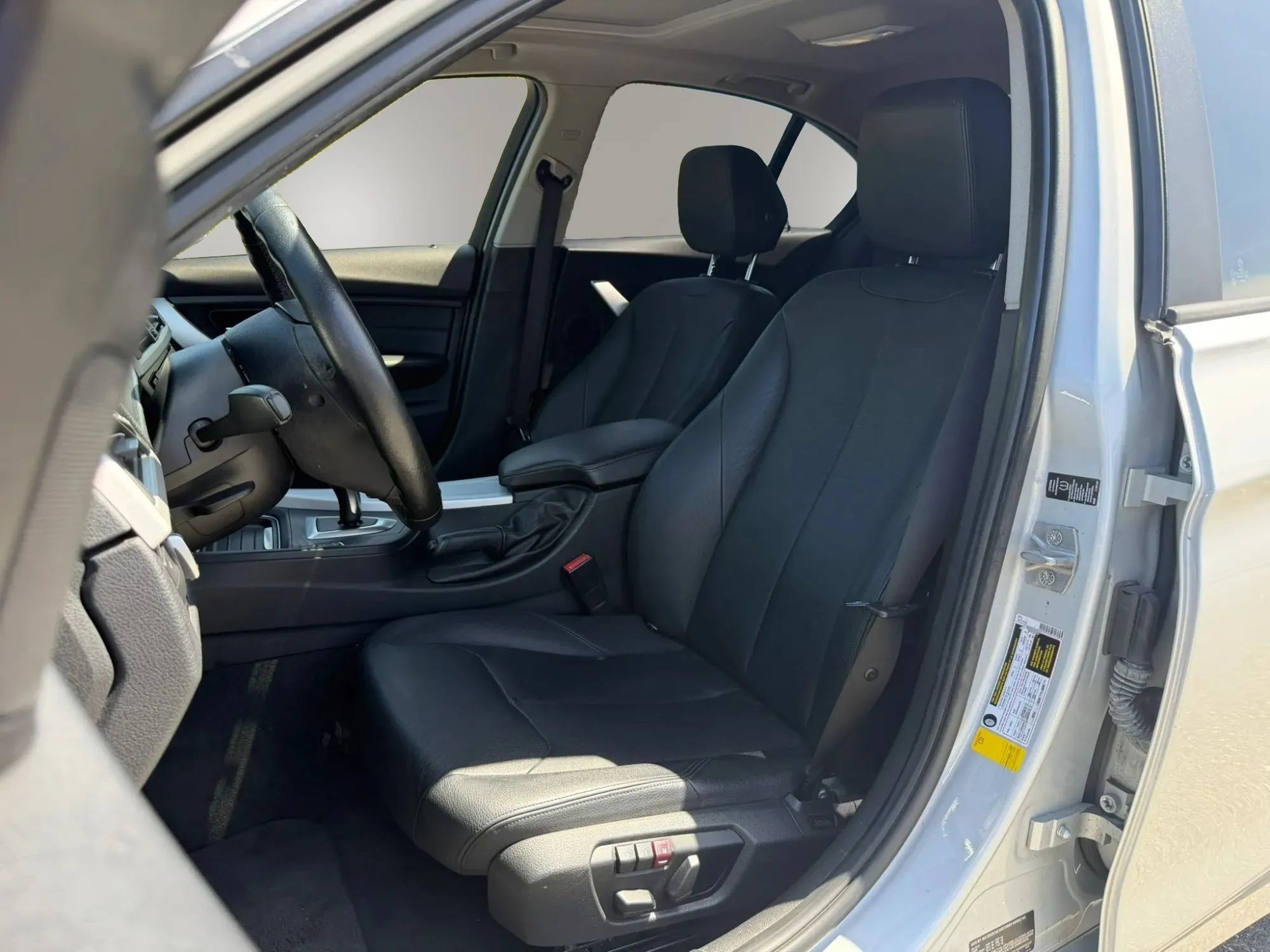 Used 2013 BMW 328i Sedan RWD image 11