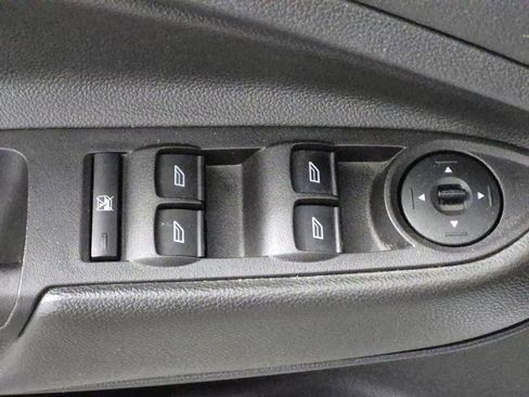 Used 2014 Ford Escape S FWD image 16