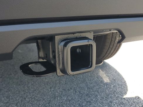 New 2026 Toyota Tundra Limited AWD/4WD image 9
