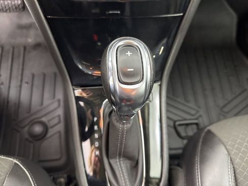 Used 2019 Buick Encore Preferred w/ Safety Package image 17