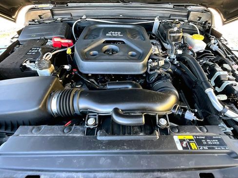 Used 2019 Jeep Wrangler Sport image 31