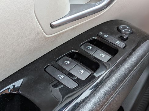Used 2022 Hyundai Tucson Limited FWD image 23