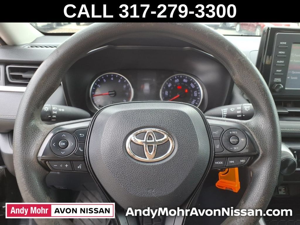Used 2019 Toyota RAV4 LE AWD/4WD image 25
