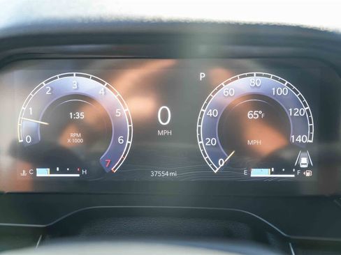 Used 2023 Jeep Grand Cherokee Altitude image 21