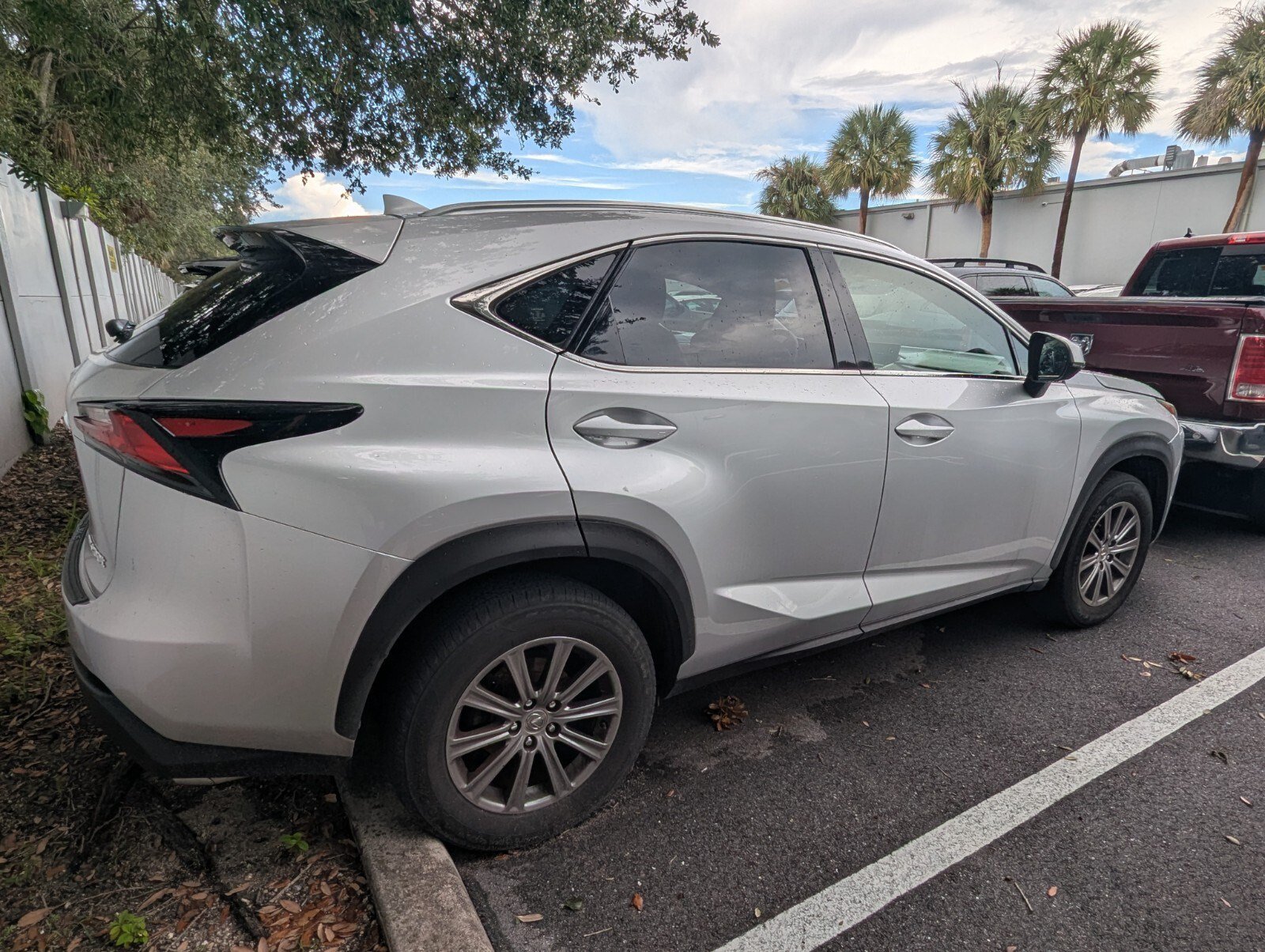 Used 2016 Lexus NX 200t FWD image 5