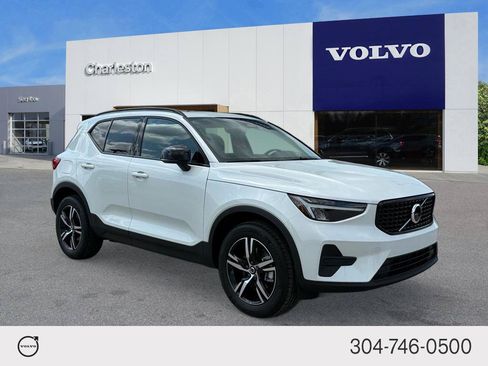 New 2026 Volvo XC40 B4 Core w/ Protection Package Premier FWD image 1