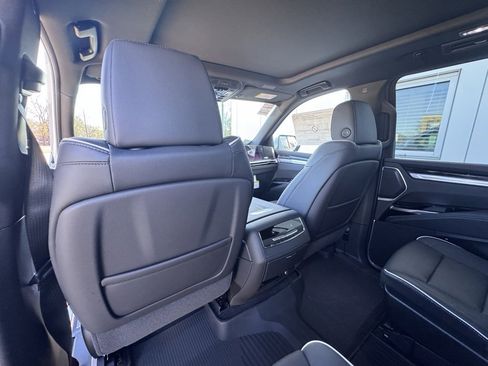 Used 2026 Cadillac Escalade ESV Sport w/ LPO, Floor Liner Package image 18