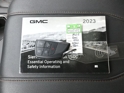 Used 2023 GMC Sierra 1500 AT4 w/ AT4 Premium Package AWD/4WD image 20