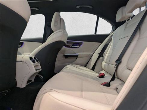 Used 2025 Mercedes-Benz C 300 4MATIC Sedan image 16