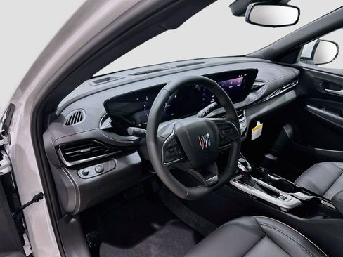 New 2026 Buick Envista Preferred FWD image 9